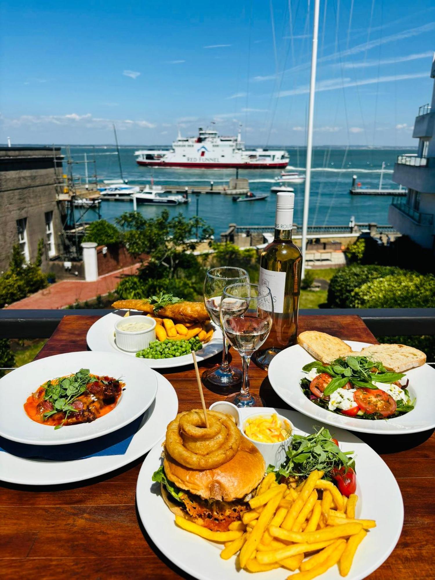 Royal Ocean Racing Club Hotel Cowes  Kültér fotó