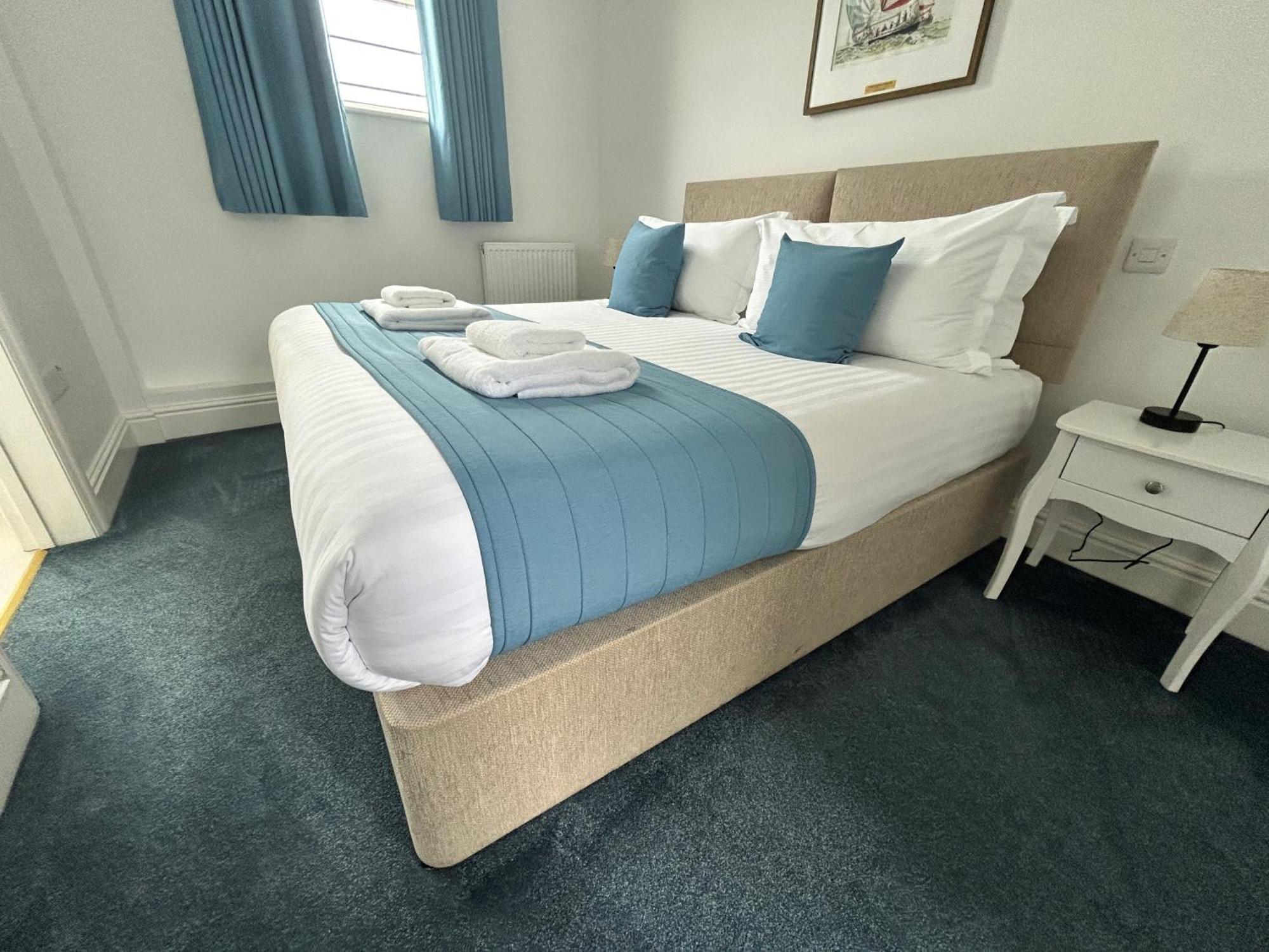 Royal Ocean Racing Club Hotel Cowes  Kültér fotó